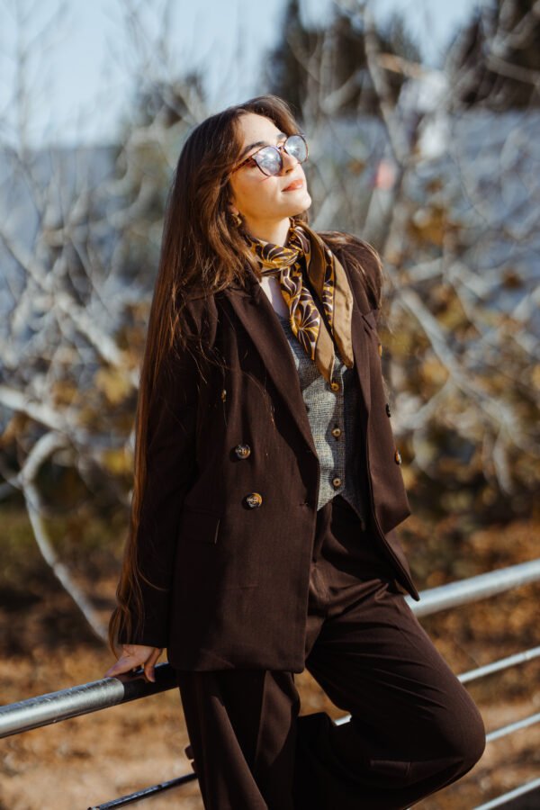 1Z4A5726 Blazer Croisé & Pantalon Large – Marron Chocolat Noir – Nouvelle Collection Noblesse