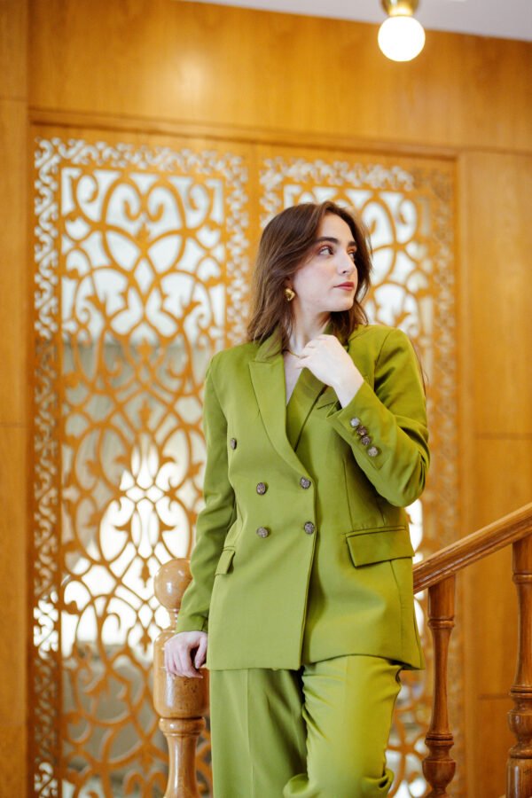 Blazer Croisé & Pantalon Large – Vert Olive– Collection Noblesse