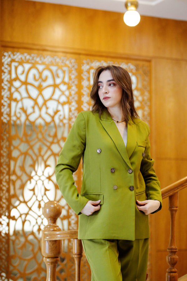 Blazer Croisé & Pantalon Large – Vert Olive– Collection Noblesse
