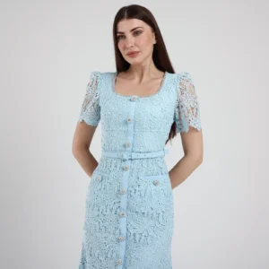 IMG_2762 (1) Robe Midi en Dentelle Guipure Bleu Ciel – à motifs floraux